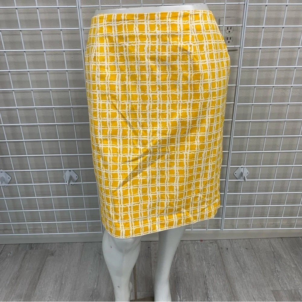 Talbots Mid Length 100% Cotton Skirt.  Size 18